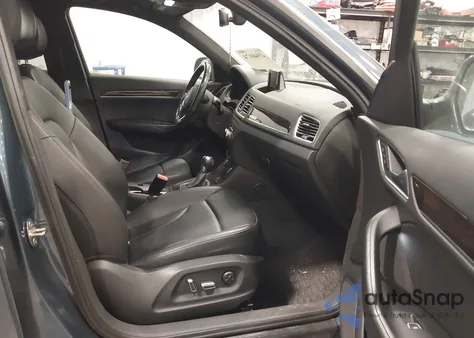 2016 Audi Q3 2.0T Premium Plus z USA, uszkodzony, nr VIN WA1EFCFS7GR010457